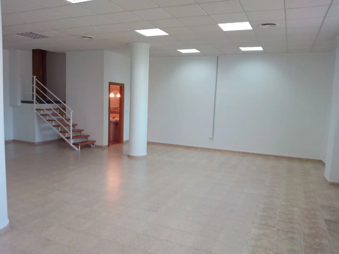 Geschaftsraum zur Miete in Murcia, Murcia