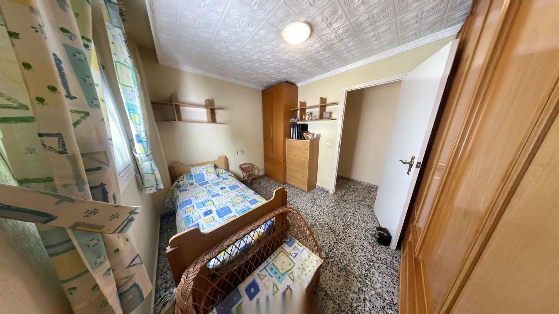 Flat for sale in Alicante / Alacant  with Air Conditioner, Heating and Furnished