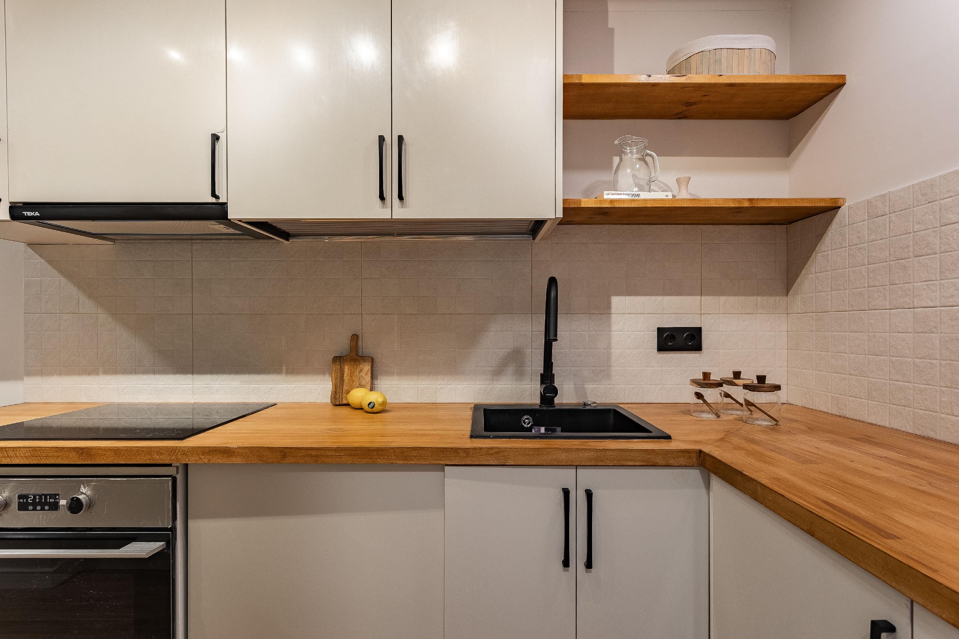 Kitchen of Flat for sale in Cerdanyola del Vallès  with Parquet flooring