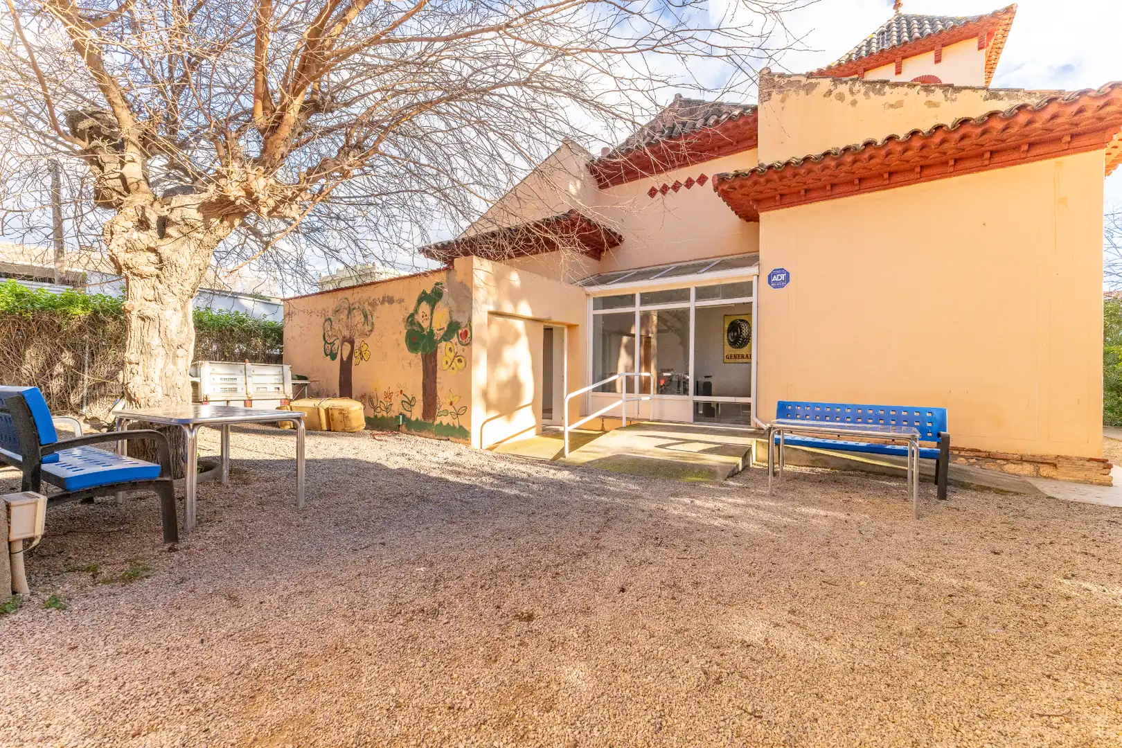 Außenansicht von Haus oder Chalet zum Verkauf in Reus mit Privatgarten
