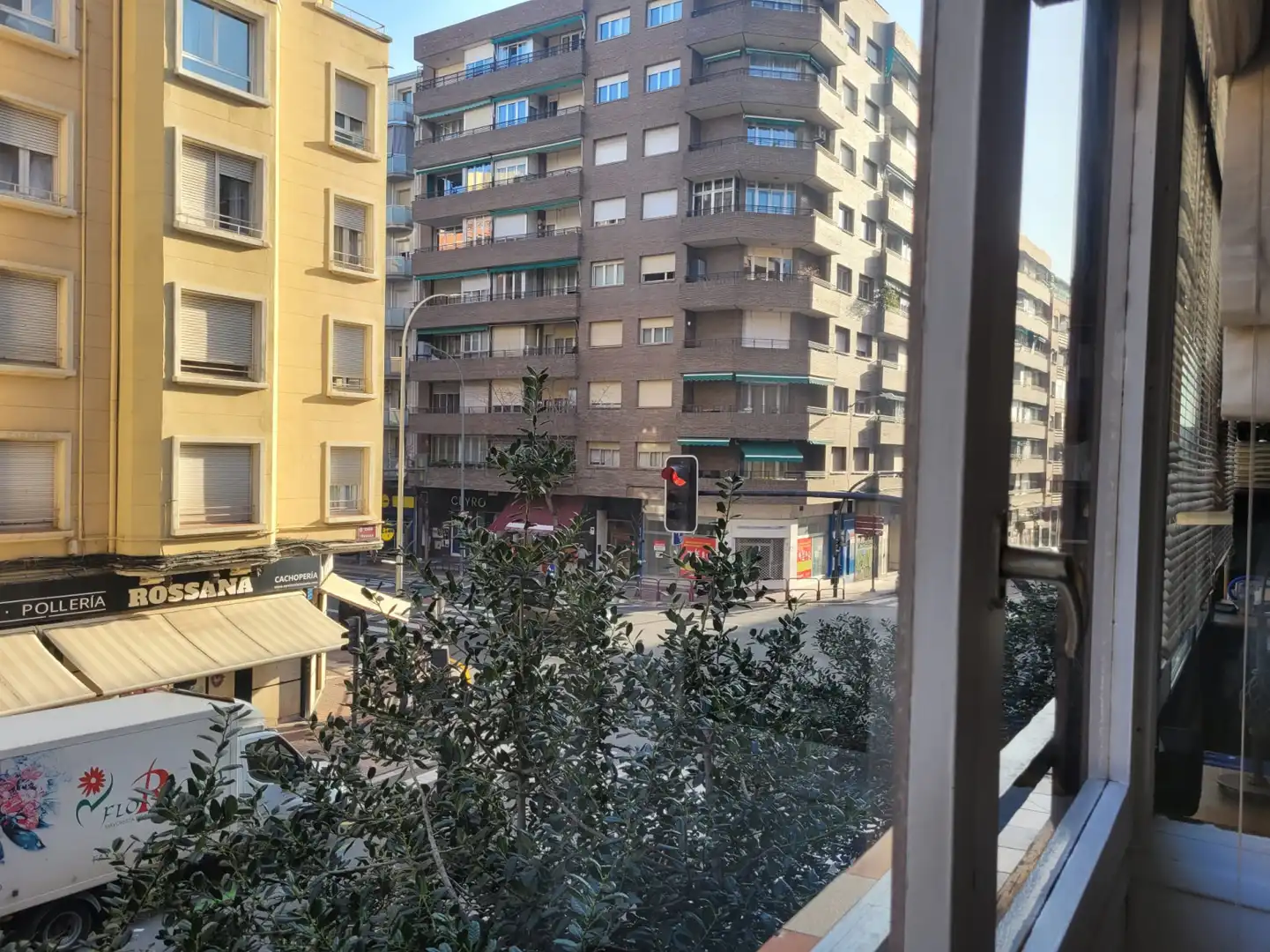Vista exterior de Piso en venta en  Logroño con Calefacción, Parquet y Trastero