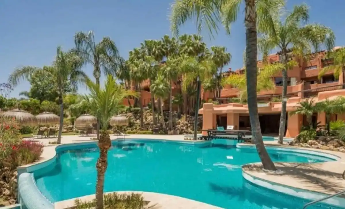Apartamento con piscina en venta en Avenida Buchinger, imagen 11