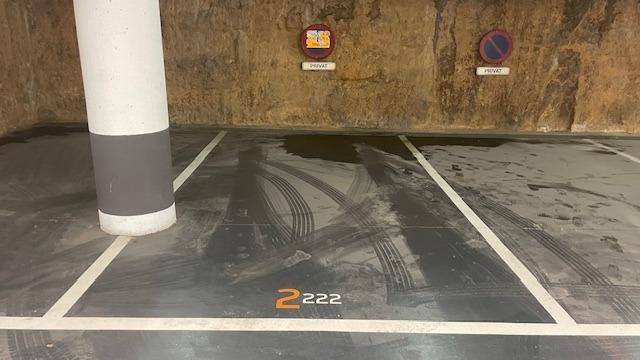 Garaje en Alquiler en Calle dels Àngels en El Raval