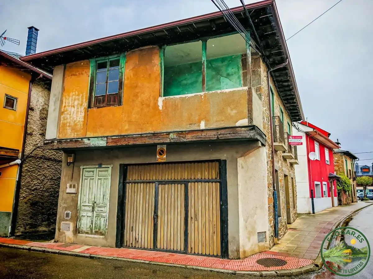 Casa a schiera in vendita a Toreno, imagen 2