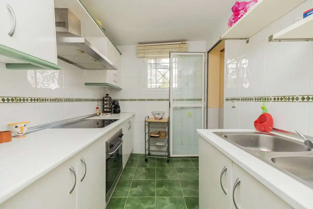 Kitchen of Apartments for sale in Mijas  with Community pool