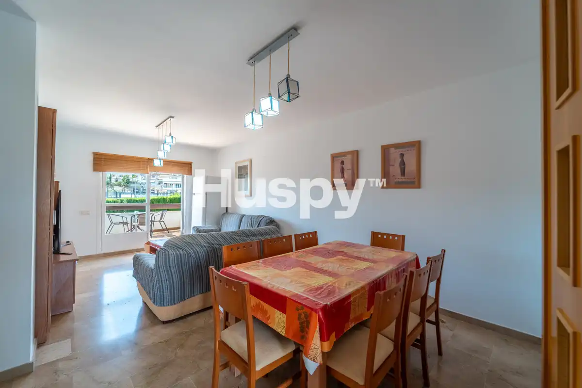 Casa aparellada amb terrassa en venda a Urbanizacion Arroyo Las Cañas, imagen 3