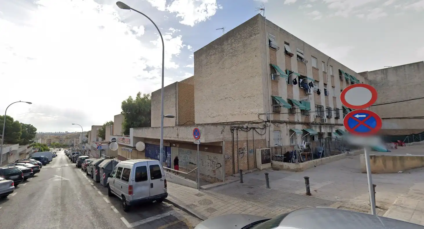 Apartamento con ascensor en venta en Poeta Balart, imagen 3