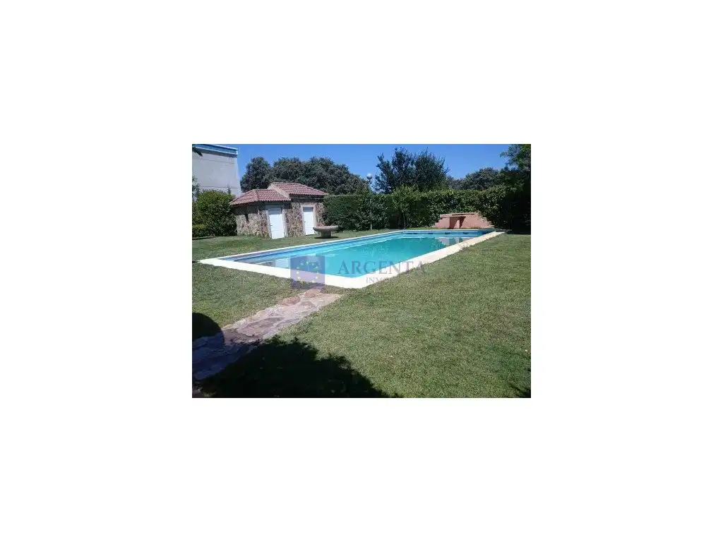 Casa rústica amb piscina en venda a Calle Descubrimiento De America, imagen 2