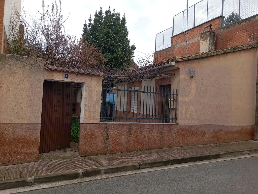 Vista exterior de Casa o xalet en venda en Baños de Río Tobía