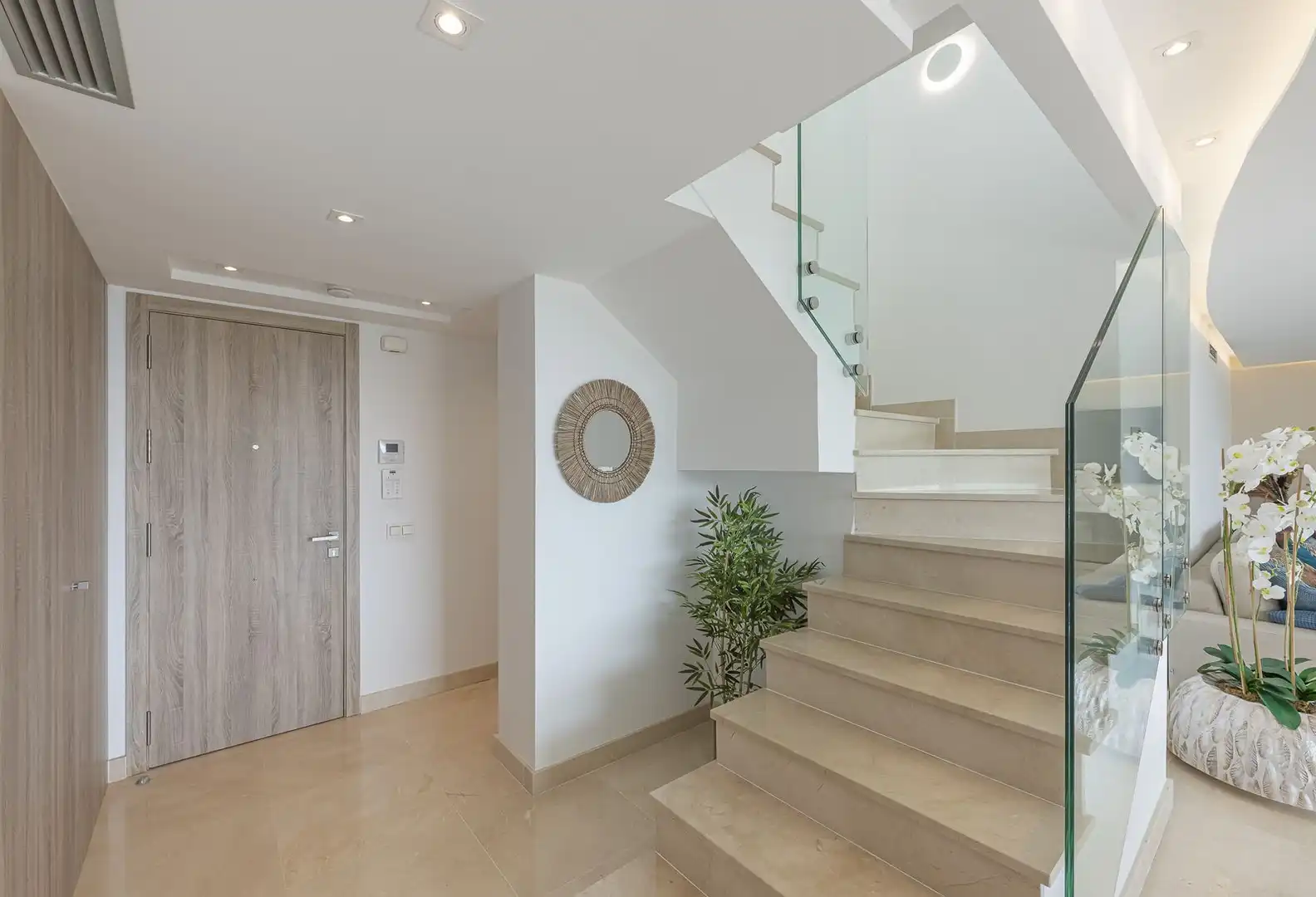 Dúplex en venta en Benahavís con Aire acondicionado, Terraza y Trastero