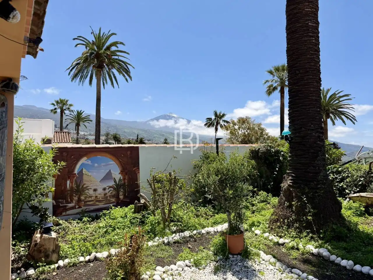 Jardí de Casa o xalet en venda en La Orotava amb Jardí privat, Piscina i Moblat