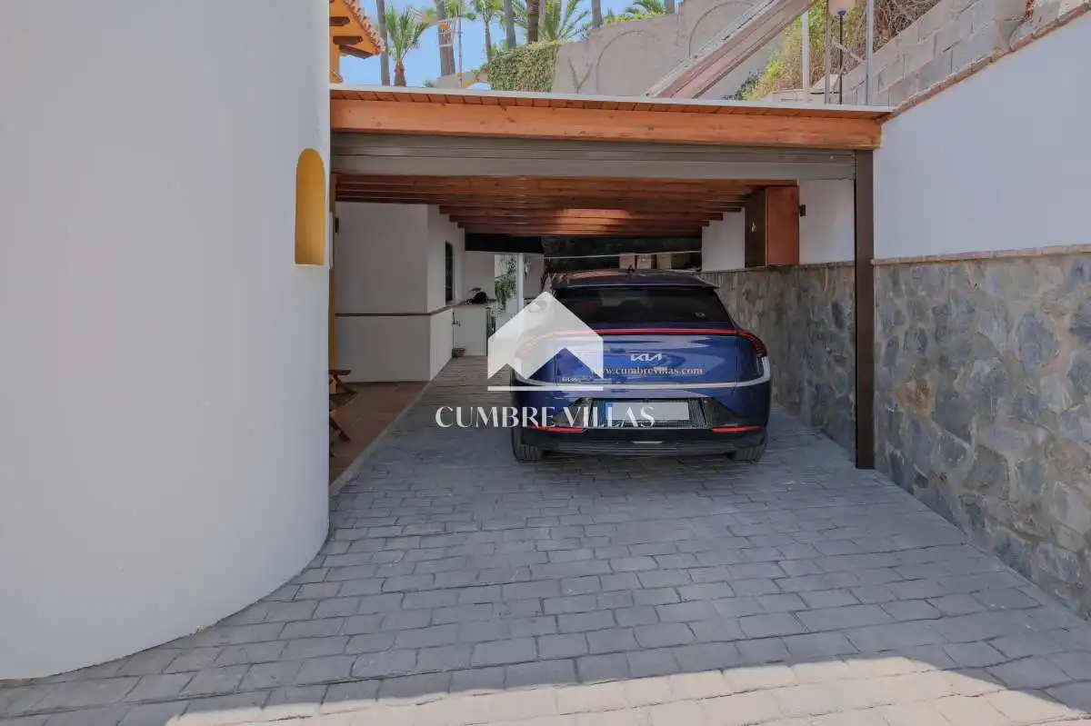 Parking de Casa o chalet en venta en Almuñécar con Terraza, Amueblado y Internet