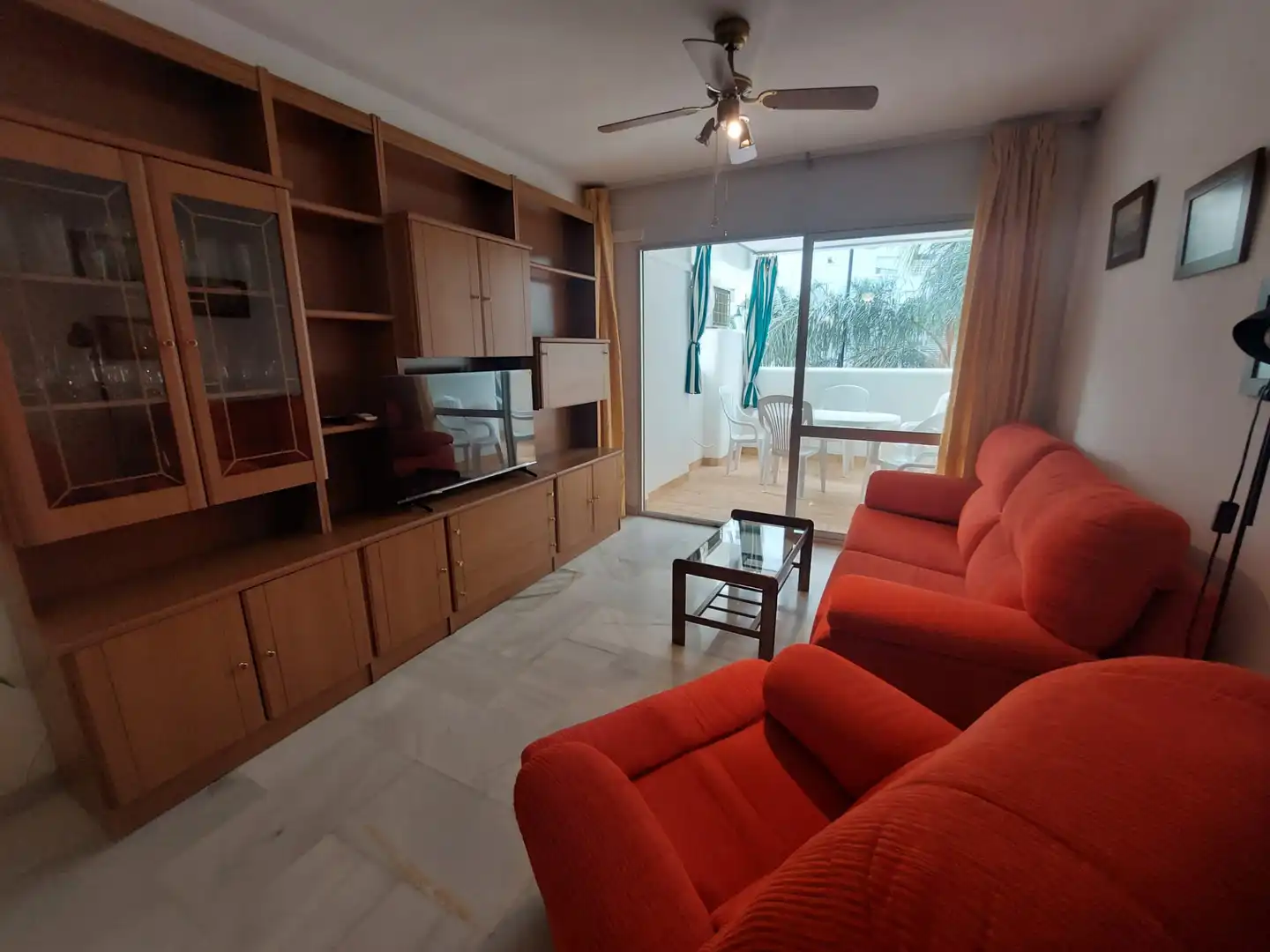 Wohnzimmer von Wohnung zum Verkauf in Fuengirola mit Klimaanlage, Möbliert und Waschmaschine