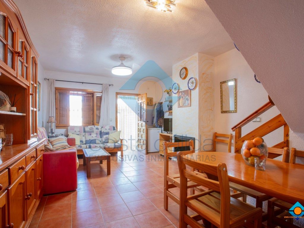Sala d'estar de Casa o xalet en venda en Mazarrón amb Aire condicionat, Jardí privat i Terrassa
