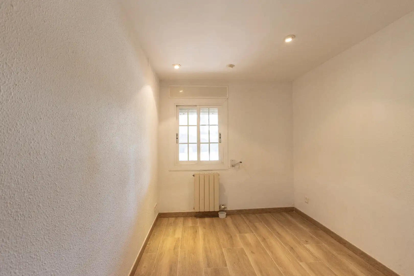 Bedroom of Houses for sale in El Masnou  with Air Conditioner, Heating and Private garden
