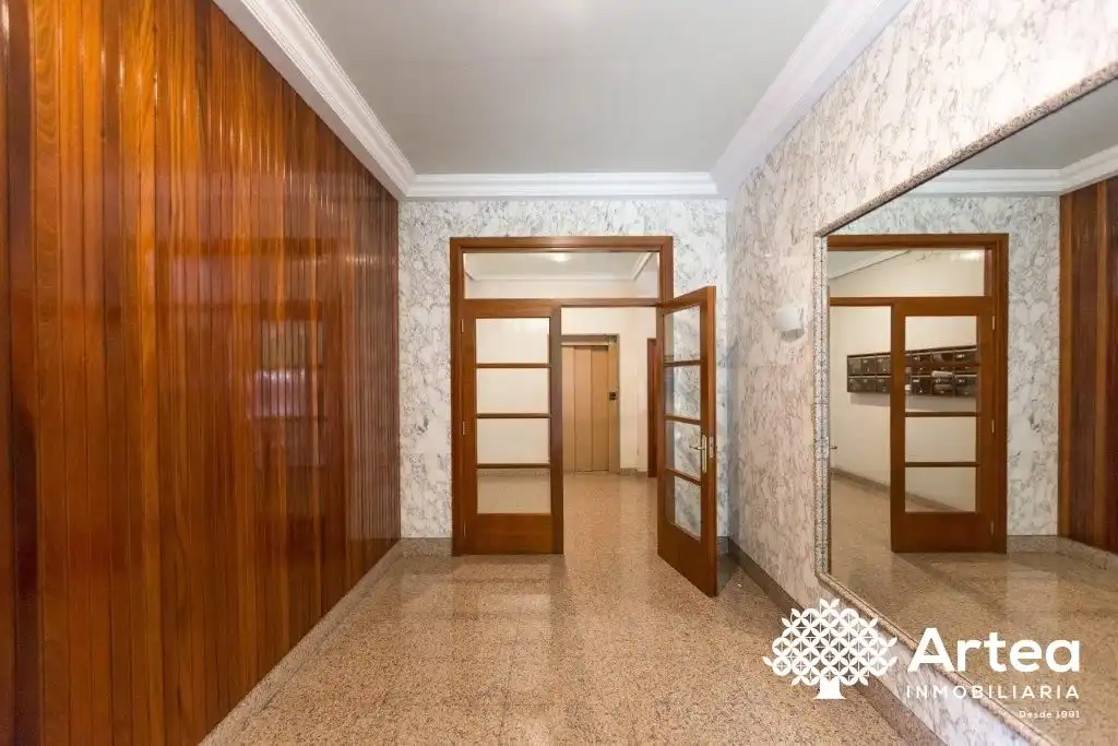 Piso en venta en Gernika-Lumo con Calefacción, Terraza y Trastero