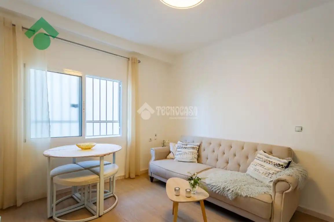 Sala de estar de Piso en venta en Nerja