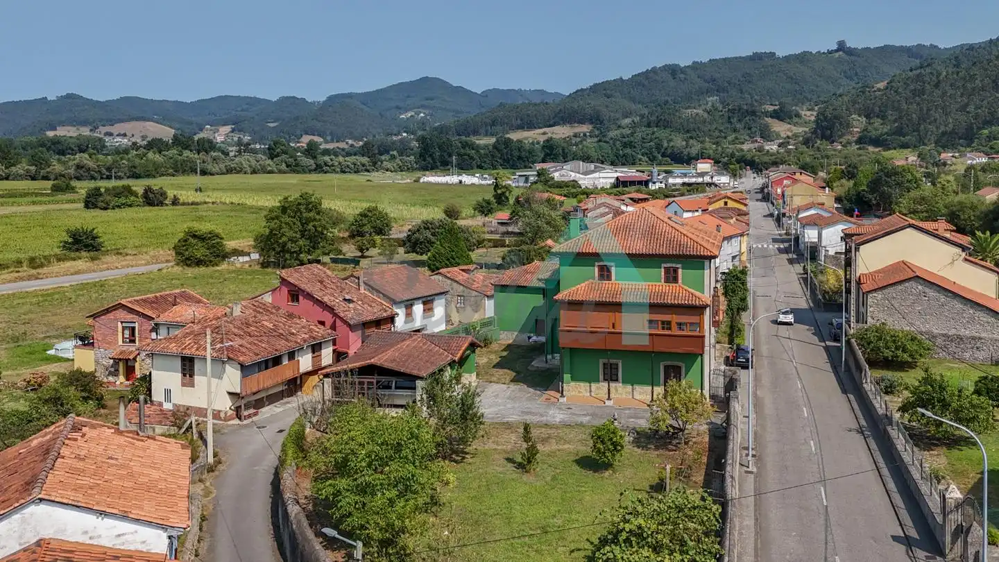 Exterior view of Houses for sale in Pravia  with Heating, Private garden and Parquet flooring