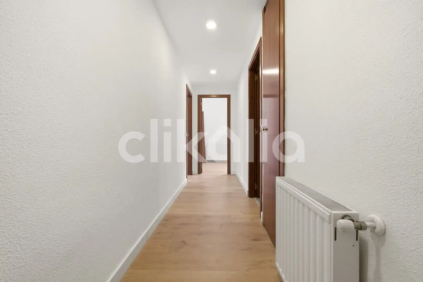 Piso de alquiler en Madrid con Calefacción, Trastero y Piscina