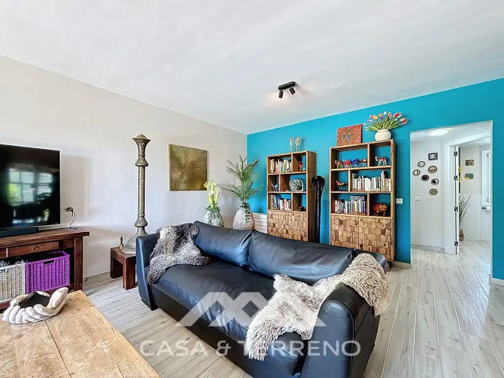 Sala d'estar de Casa o xalet en venda en Alcaucín amb Aire condicionat, Terrassa i Piscina