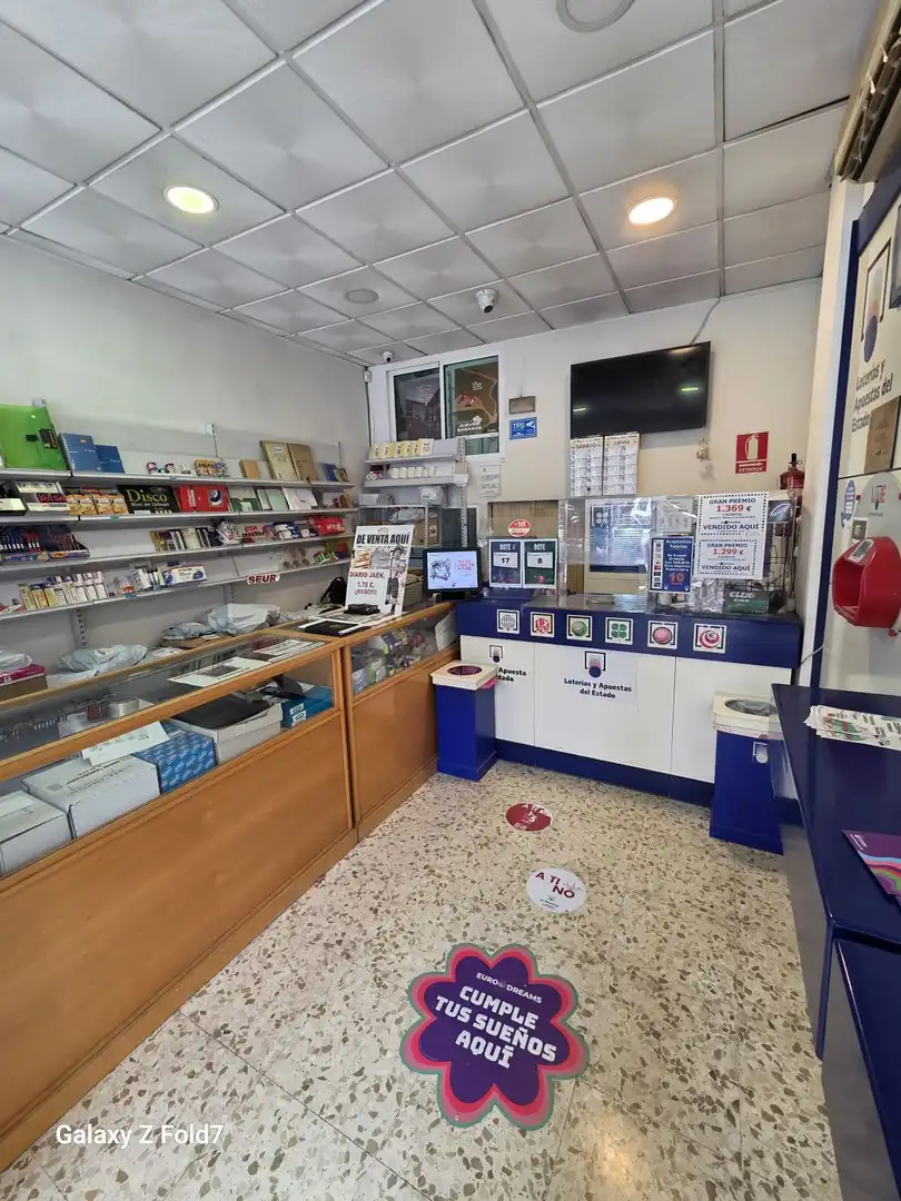 Local en venda en Jaén amb Aire condicionat