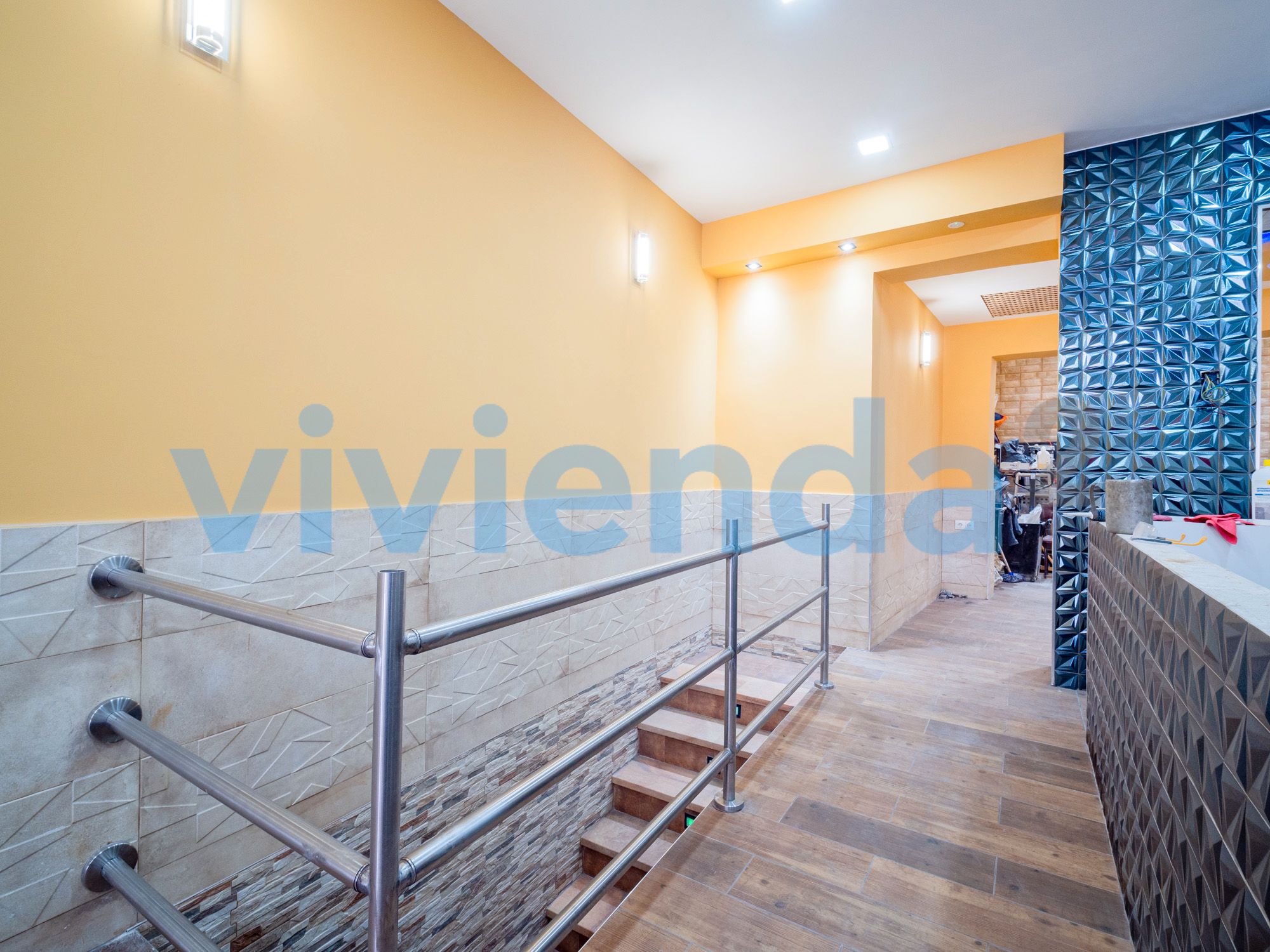 Premises for sale in Hileras, Sol