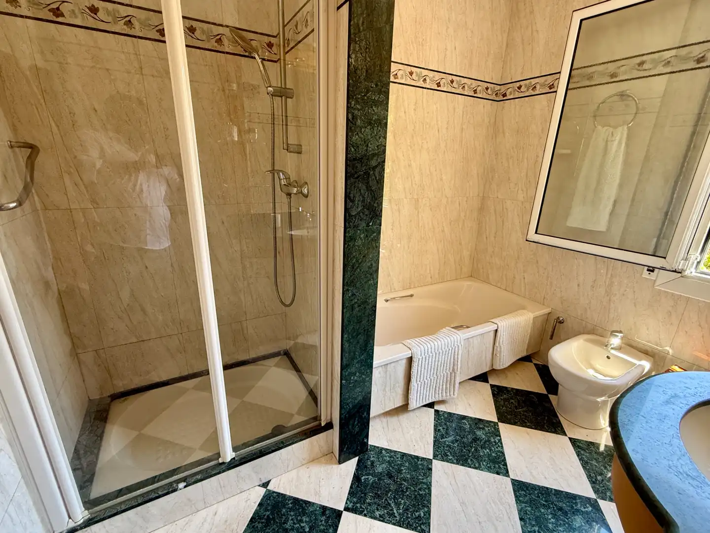 Baño de Casa o chalet en venta en Barcelona con Calefacción, Jardín privado y Terraza