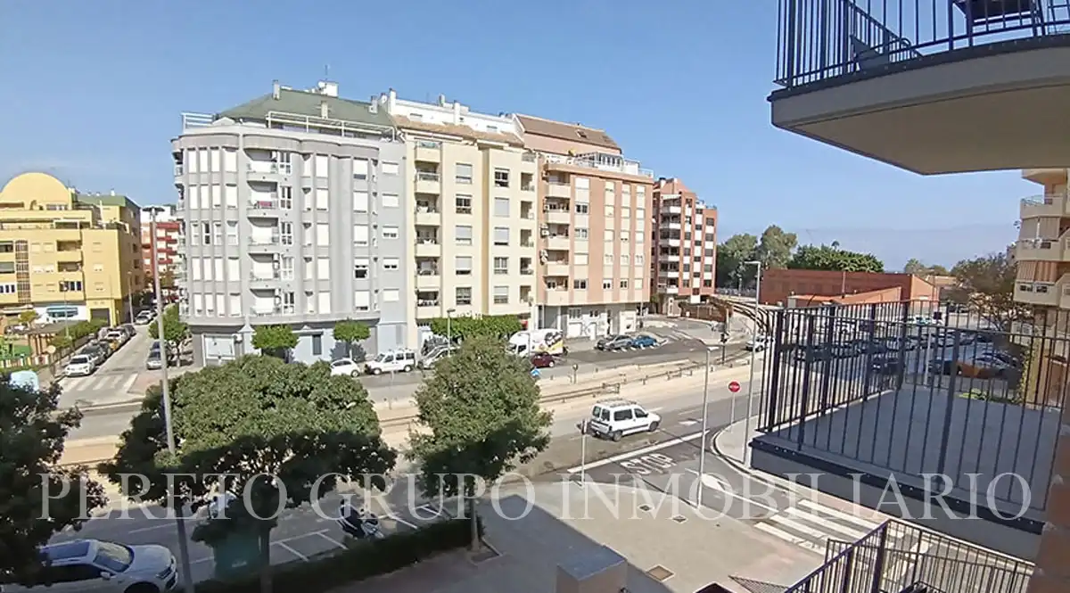 Vista exterior de Apartament en venda en Dénia amb Aire condicionat, Calefacció i Jardí privat