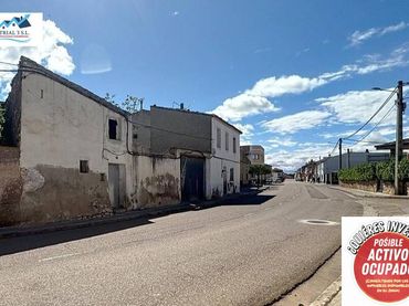 House for sale in Avenida DE LA CONSTITUCIÓN