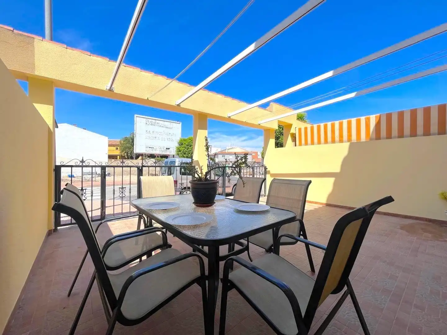 Bungalow with terrace for sale in Calle ANTONIO MACHADO 6, imagen 5