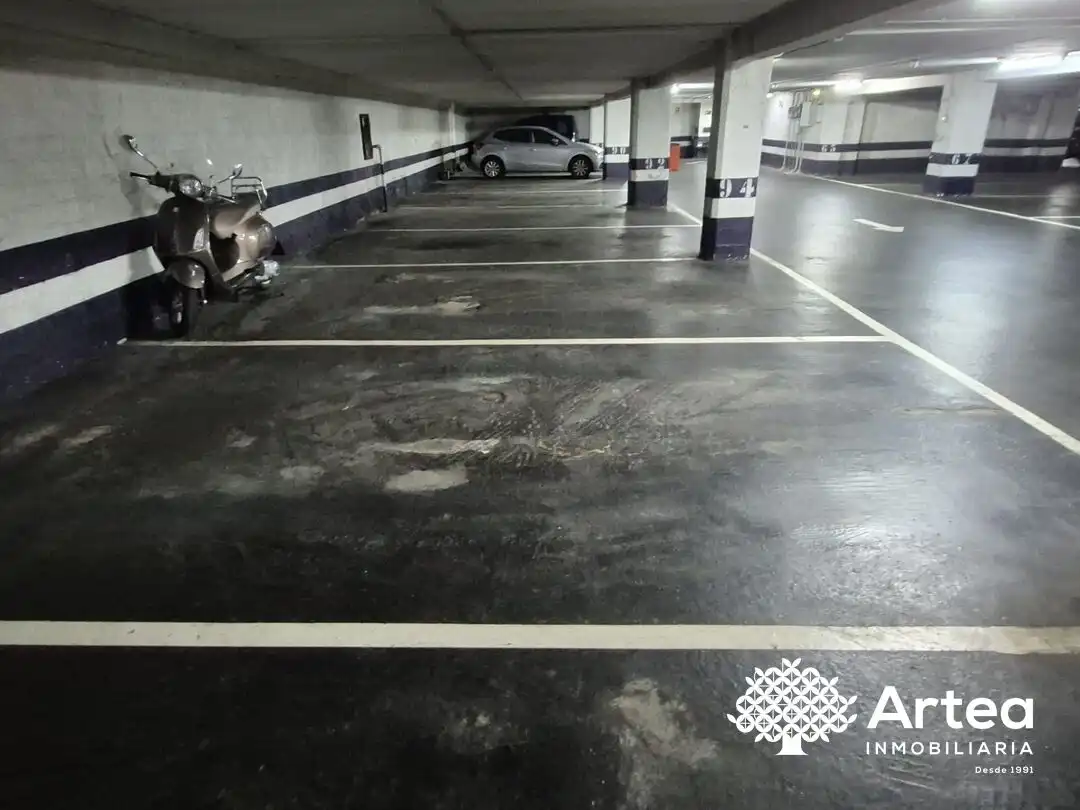 Parkplatz von Garage zum Verkauf in Bilbao 
