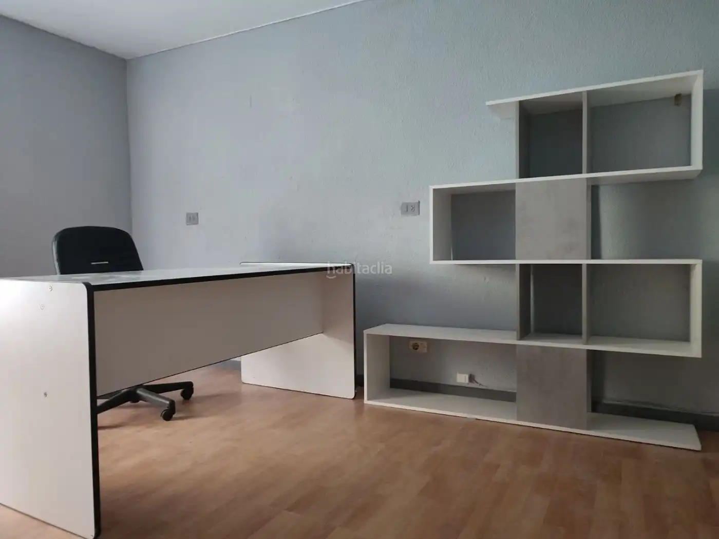 Büro zur Miete in Avinguda de Pérez Galdós 12