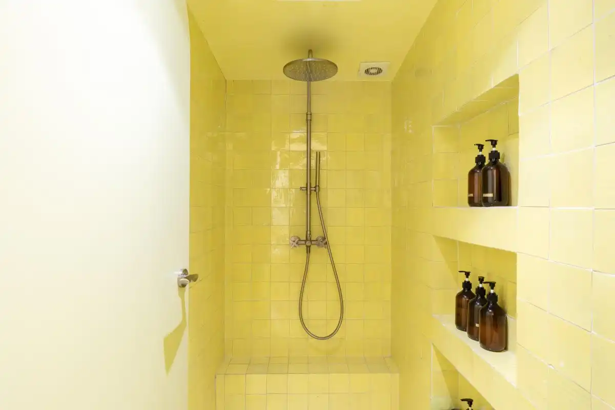 Bathroom of Country homes for sale in Valencia  with Air Conditioner, Heating and Private garden
