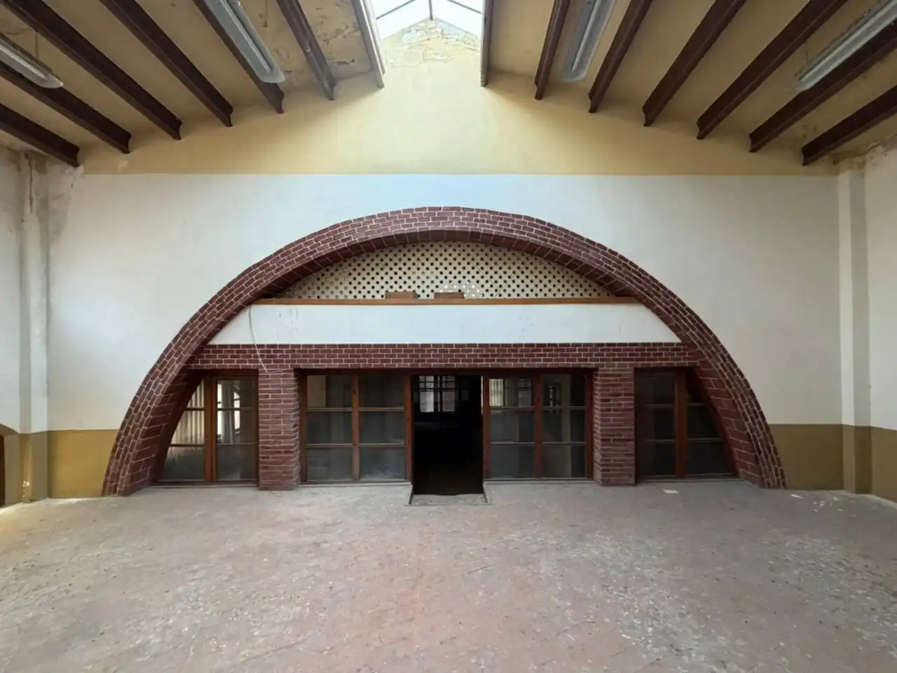Fabrikhallen zum Verkauf in Sant Sadurní d'Anoia