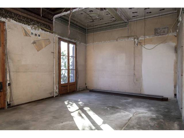 Piso en Venta en Avenida Marqués de la Argentera en Sant Pere, Sta. Caterina i la Ribera