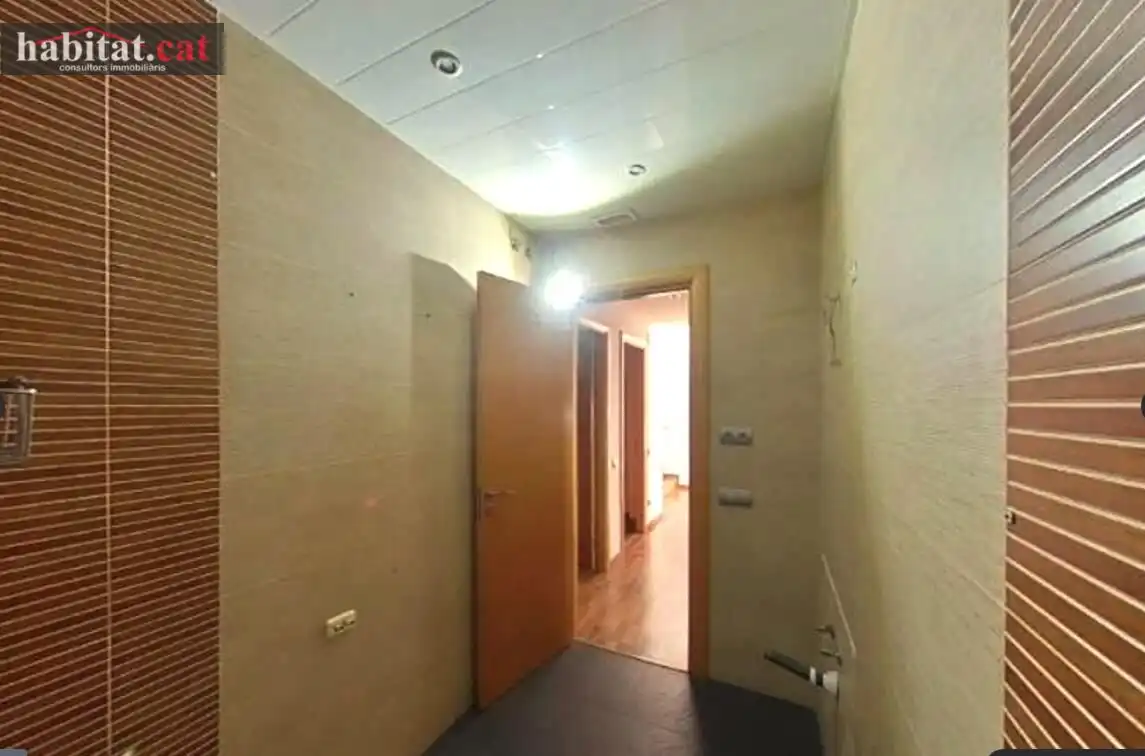 Casa o chalet en venta en Vilanova i la Geltrú con Piscina y Balcón