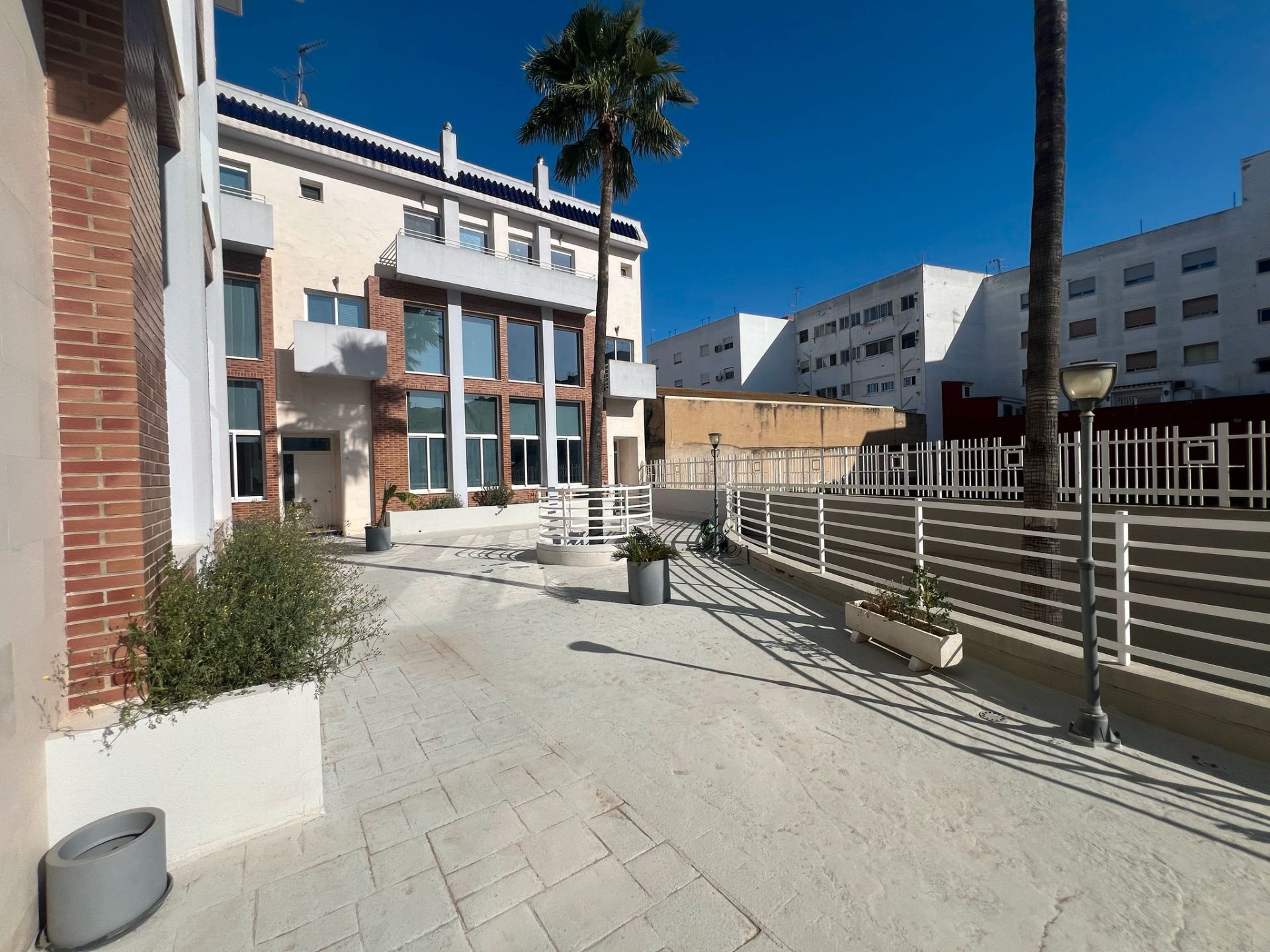 Casa adosada en venda a Carrer Arxiduc Carles, Aldaia