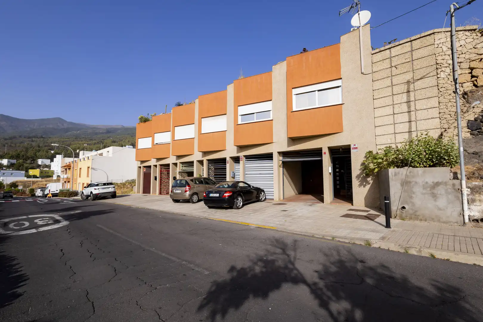 Exterior view of Detached homes for sale in Arafo  with Terrace, Storage room and Balcony