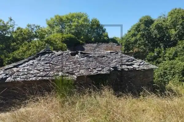Casa o chalet en venta en Begonte con Jardín privado