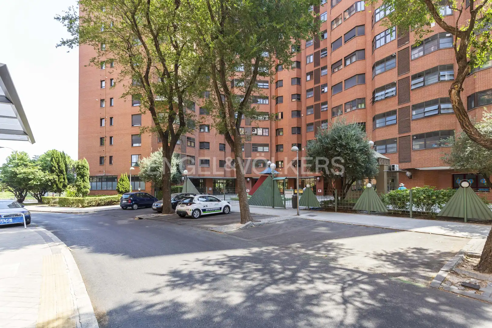 Vista exterior de Piso de alquiler en Madrid con Aire acondicionado, Calefacción y Amueblado