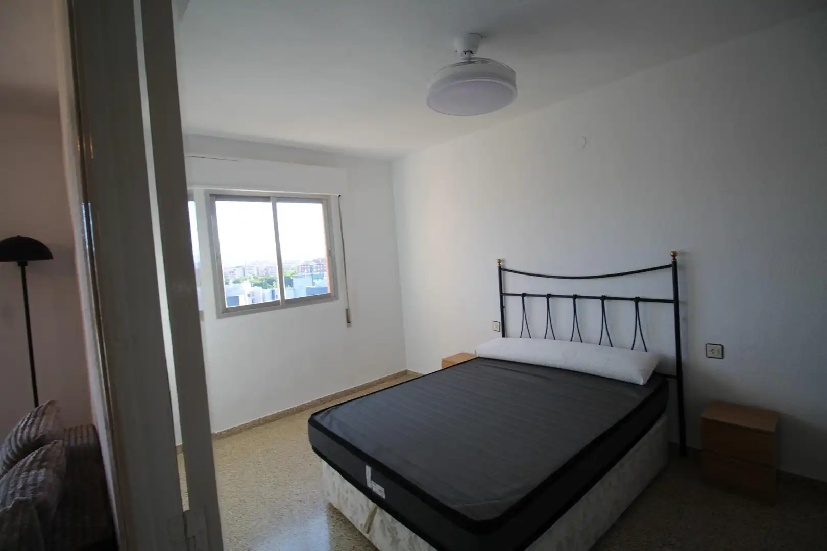 Flat for rent in Calle Palencia, , 11, Barrio de Zaidín