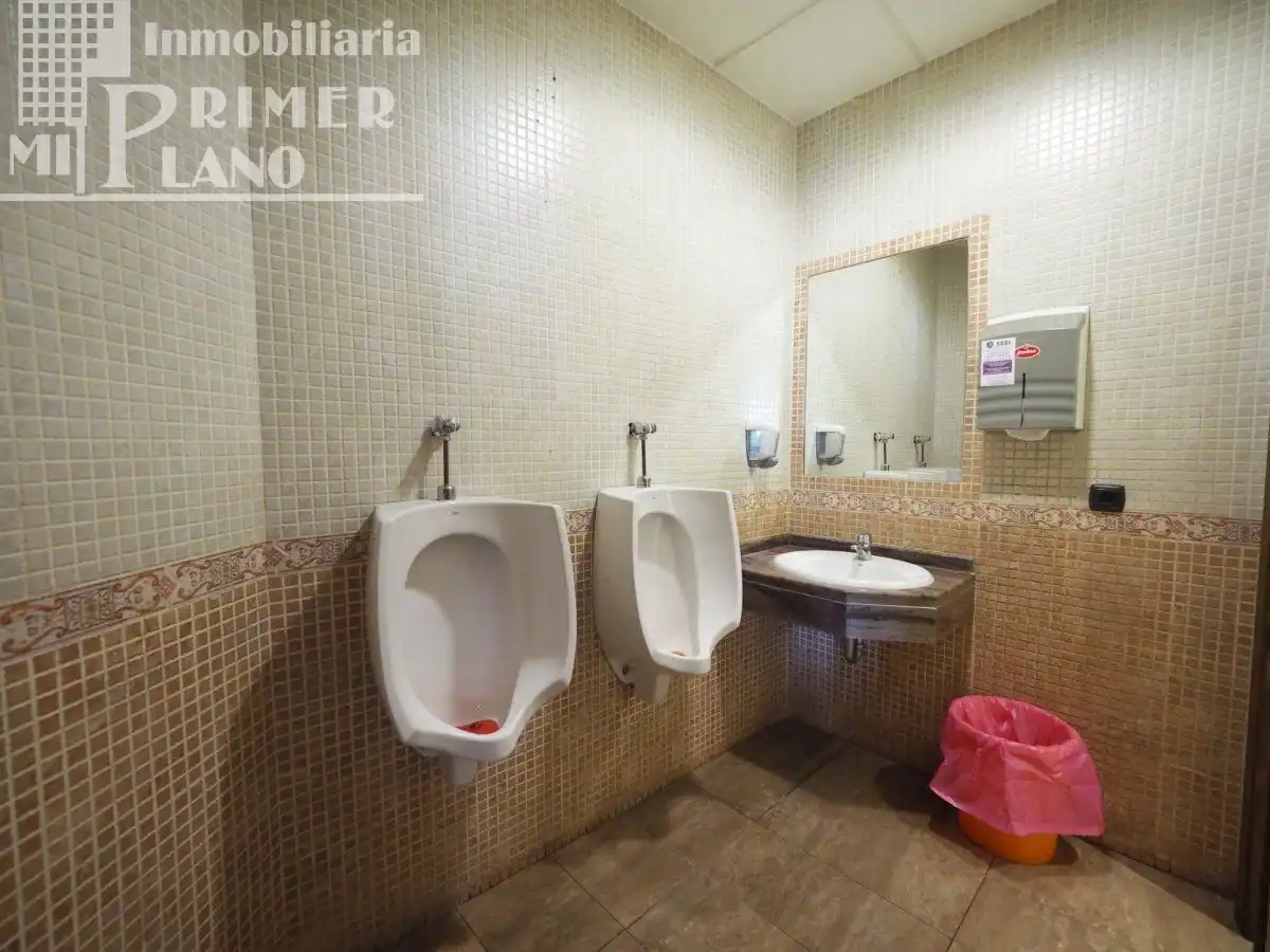 Baño de Edificio en venta en La Solana  