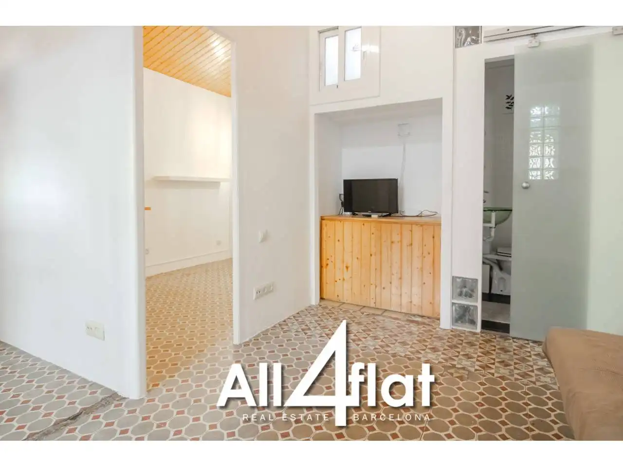 Schlafzimmer von Wohnung zur Miete in L'Hospitalet de Llobregat mit Klimaanlage, Privatgarten und Möbliert