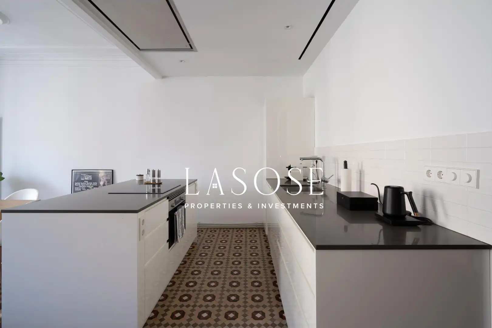 Flat with terrace for sale in Ronda de Sant Antoni, imagen 13