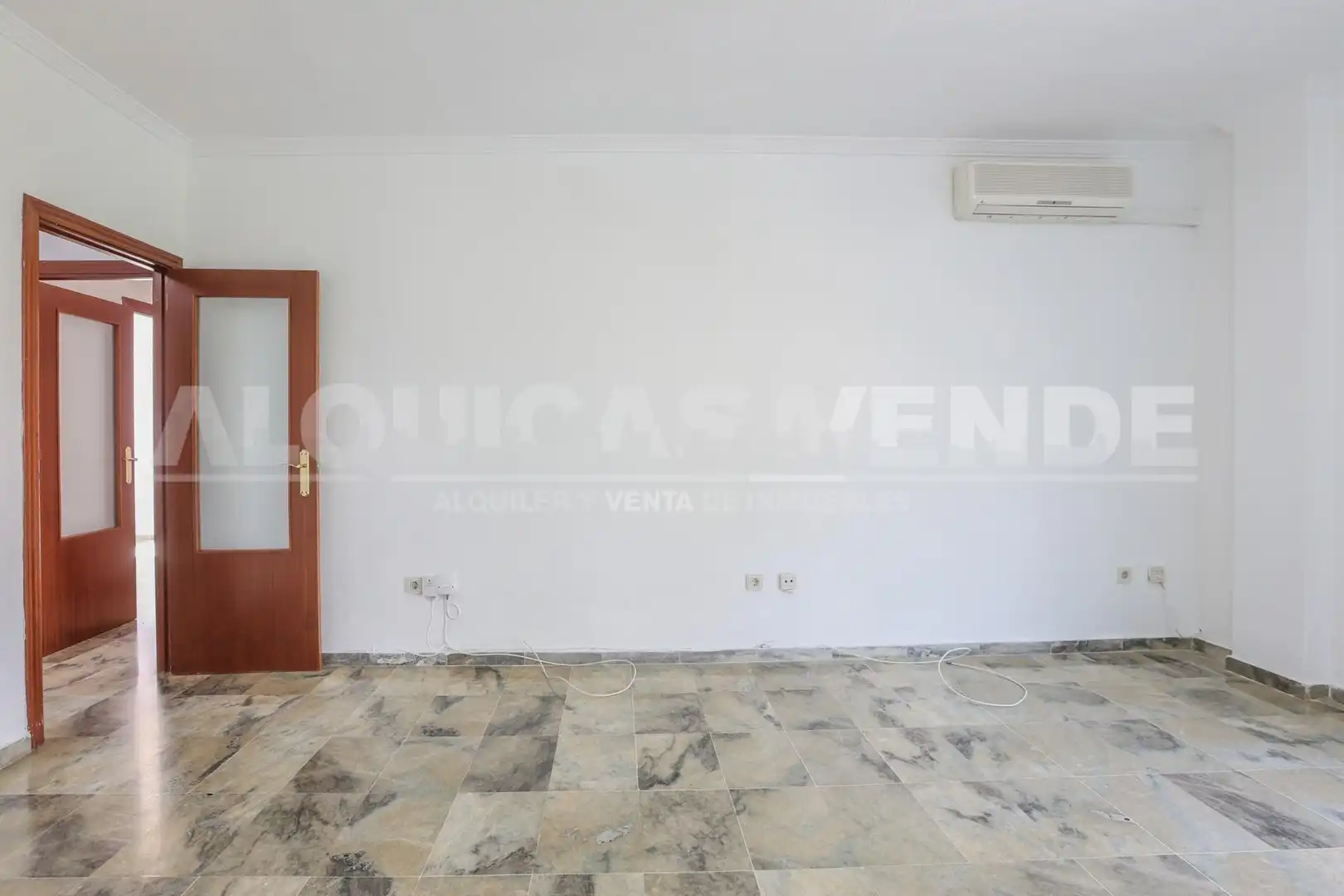 Flat with terrace for sale in Este - Alcosa- Torreblanca, imagen 7