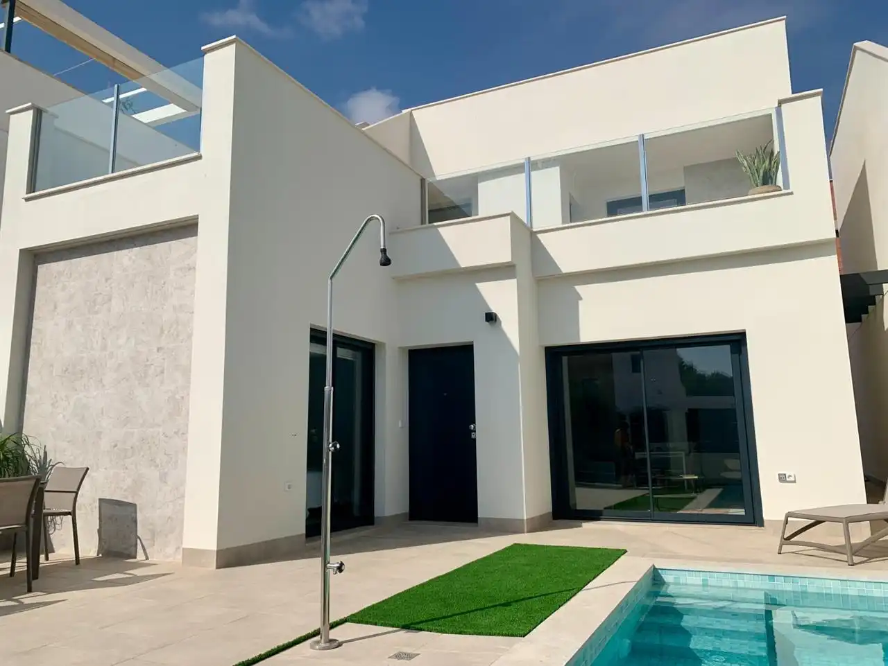 Villa con piscina in vendita a Roda