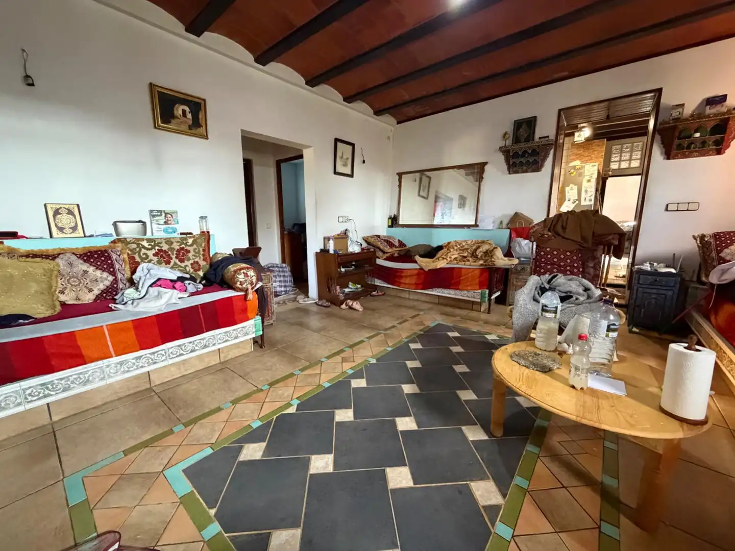 Sala d'estar de Casa o xalet en venda en Villar del Arzobispo amb Jardí privat, Terrassa i Traster