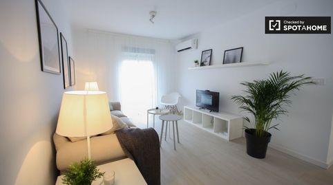 Foto 2 von Wohnung zur Miete in Barrio de Benicalap, Valencia Capital