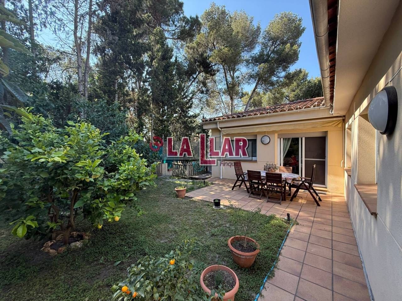 Garden of Single-family semi-detached for sale in Montornès del Vallès  with Air Conditioner, Heating and Private garden