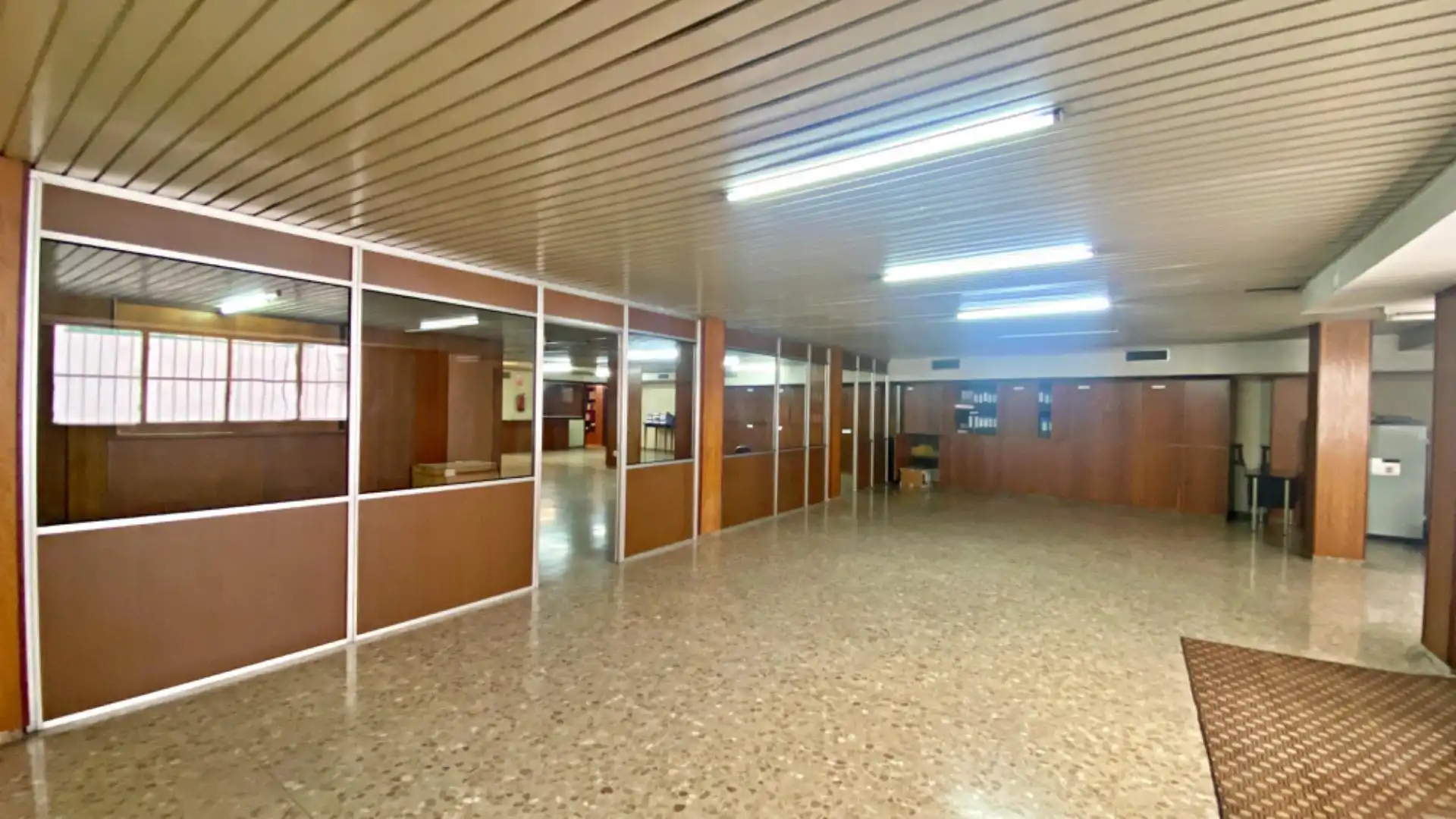 Local comercial en venda a Calle Calle Pintor Lorenzo Casanova, imagen 18